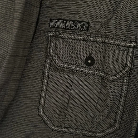 Shirt - Picture 3 of 4